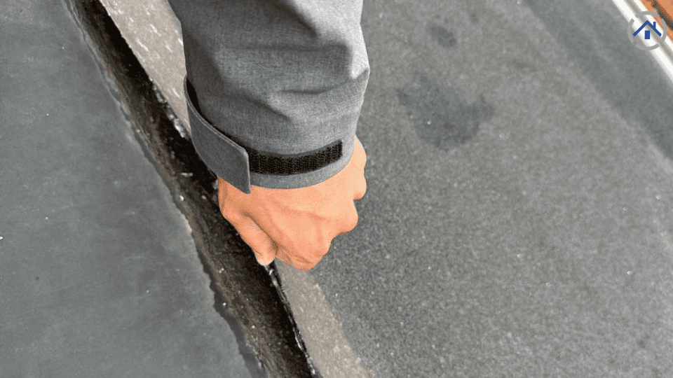  shingles are getting old - Wisconsin-Modern exterior