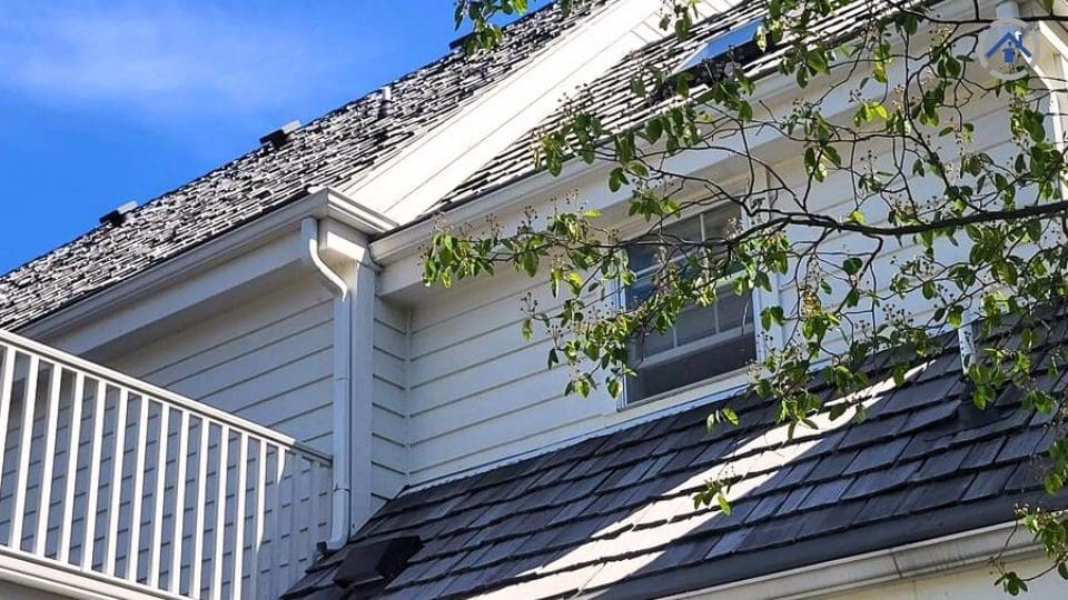 Best Roof Color for Energy Efficiency - Waukesha, Wisconsin