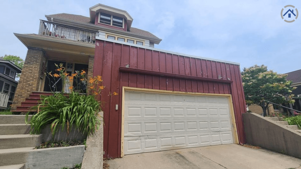 Roof Color, EPDM VS PVC ,flat roof problems, flat roof repair, flat roof issues, flat roof leak repair, modern exterior, roofing contractor, roofing expert, siding problems, siding problem, Roofing problem, roof problem, roof issues, roof issue, roof solution, roof replacement, roof maintenance, roofing specialist, roof damage repair, asphalt shingles, metal roofing, how to repair roof, affordable roofing, commercial roofing, residential roofing, quality roofing, gutter repair, gutter problem